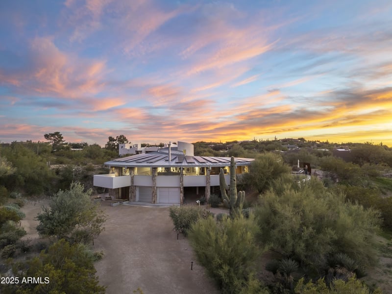 7915 Primrose Pa, Carefree, AZ 85377