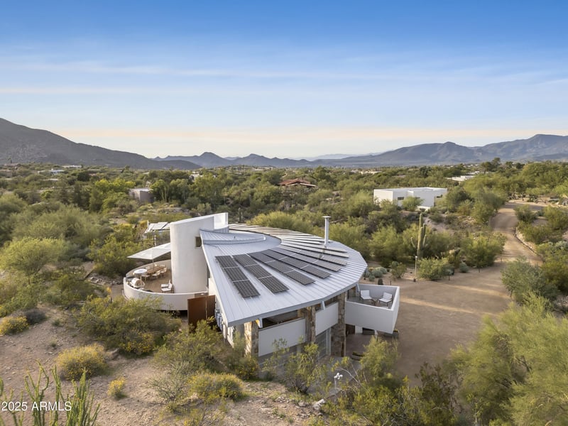 7915 Primrose Pa, Carefree, AZ 85377