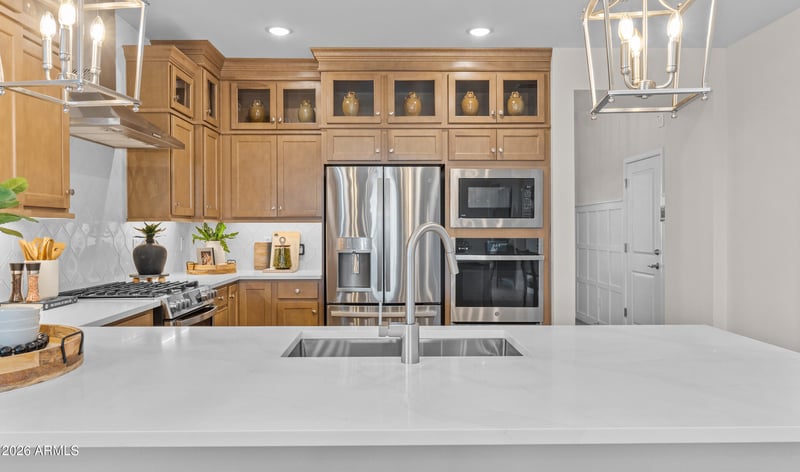 7917 N 77th Dr, Glendale, AZ 85303