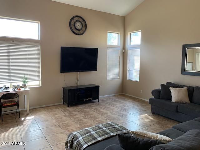 7919 W Payson Rd, Phoenix, AZ 85043