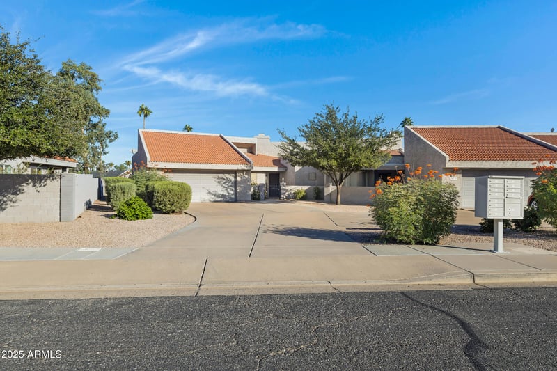 792 El Monte Pl #8, Chandler, AZ 85225