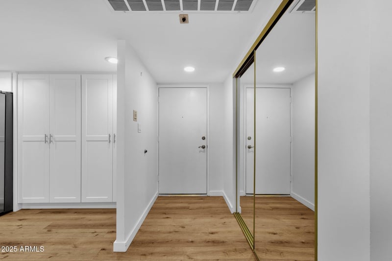 7920 Camelback Rd #104, Scottsdale, AZ 85251