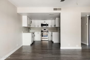 7920 Camelback Rd #110, Scottsdale, AZ 85251