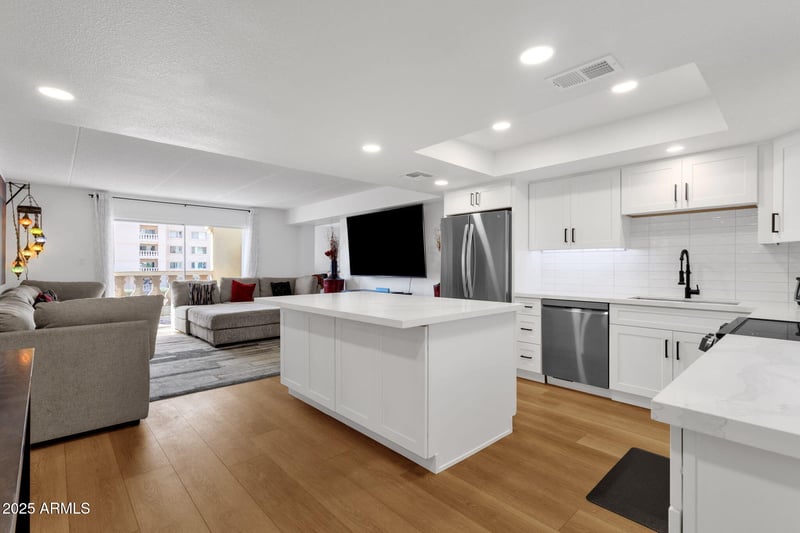 7920 Camelback Rd #212, Scottsdale, AZ 85251