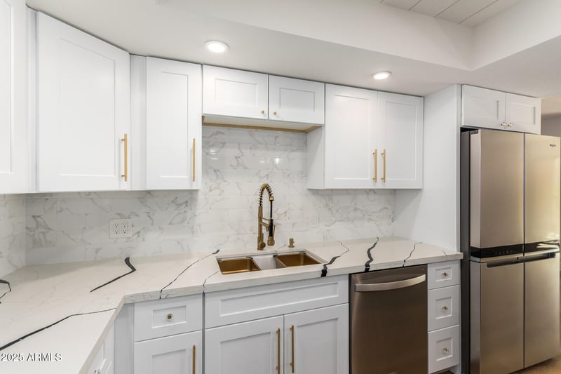 7920 Camelback Rd #301, Scottsdale, AZ 85251