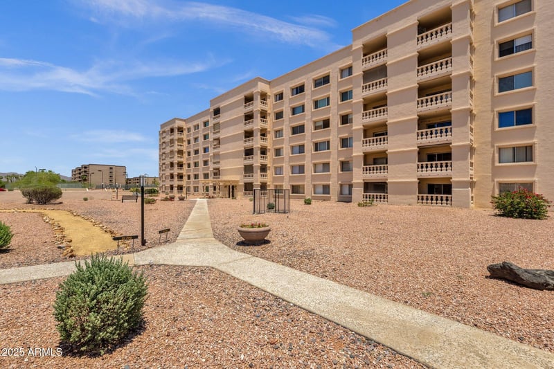 7920 Camelback Rd #104, Scottsdale, AZ 85251