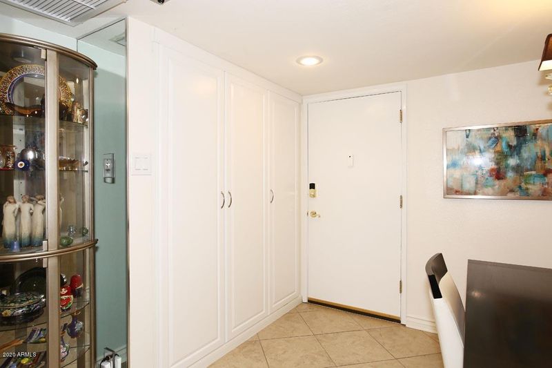 7920 E Camelback Rd #108, Scottsdale, AZ 85251