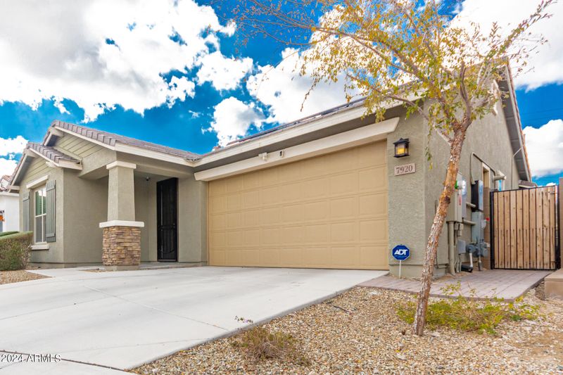7920 S 37th Way, Phoenix, AZ 85042