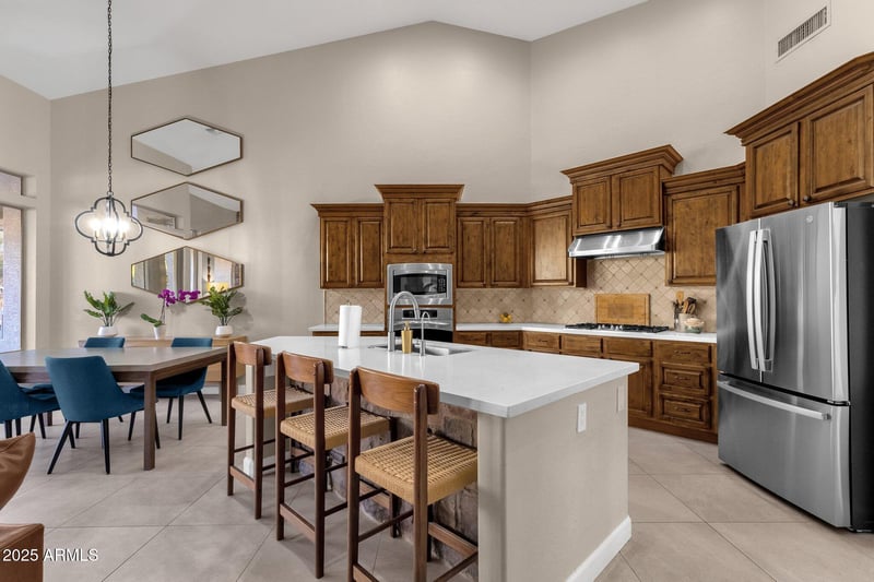 7920 Sierra Morena Cir, Mesa, AZ 85207