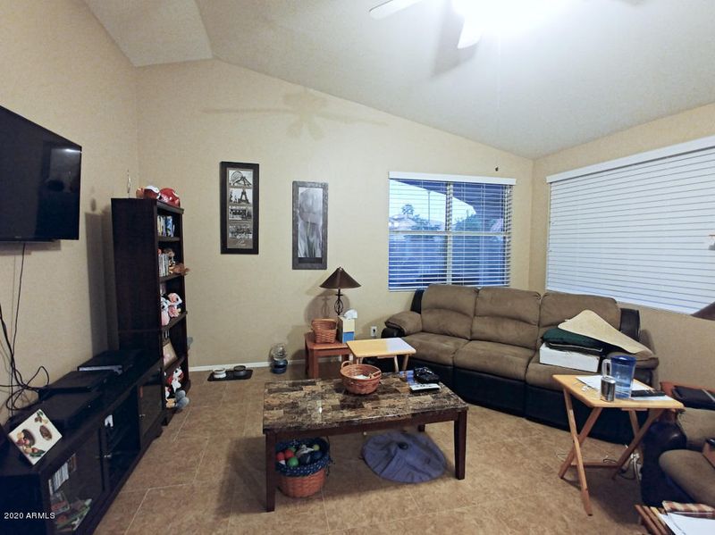 7920 W Taro Ln, Glendale, AZ 85308