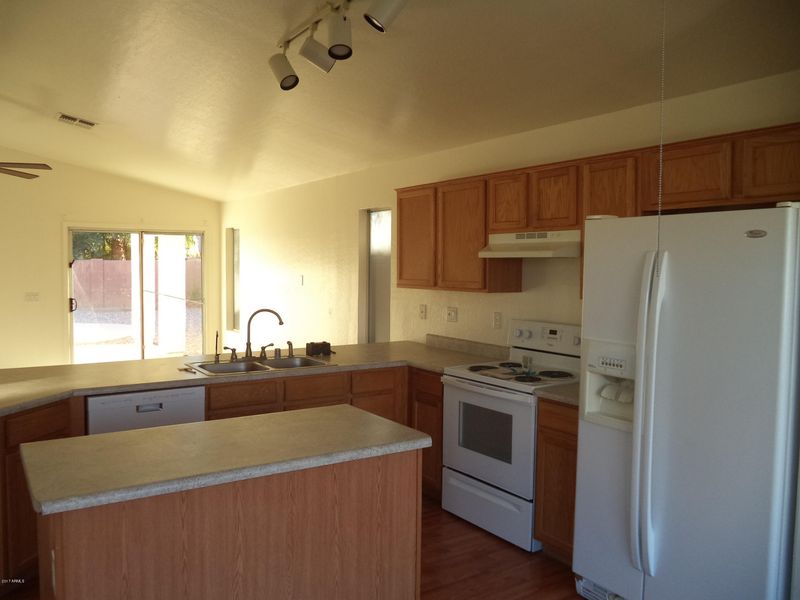 7921 E Hampton Ave, Mesa, AZ 85209