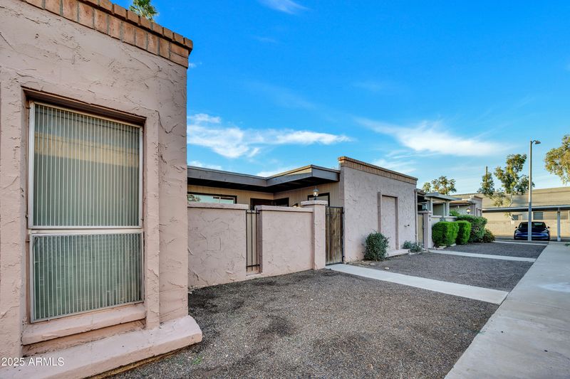 7921 N 61st Ave, Glendale, AZ 85301