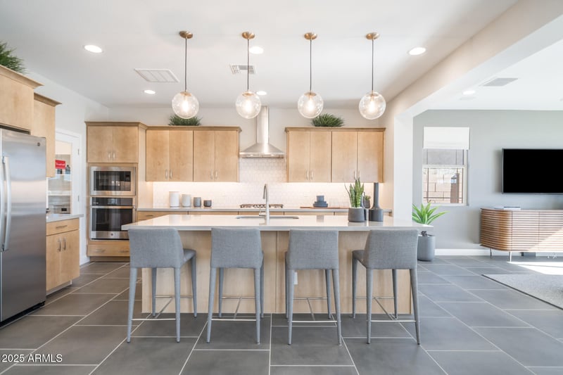 7921 Raleigh Ave, Mesa, AZ 85212