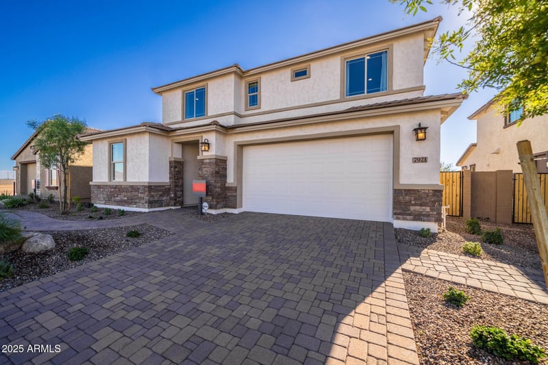7921 Raleigh Ave, Mesa, AZ 85212
