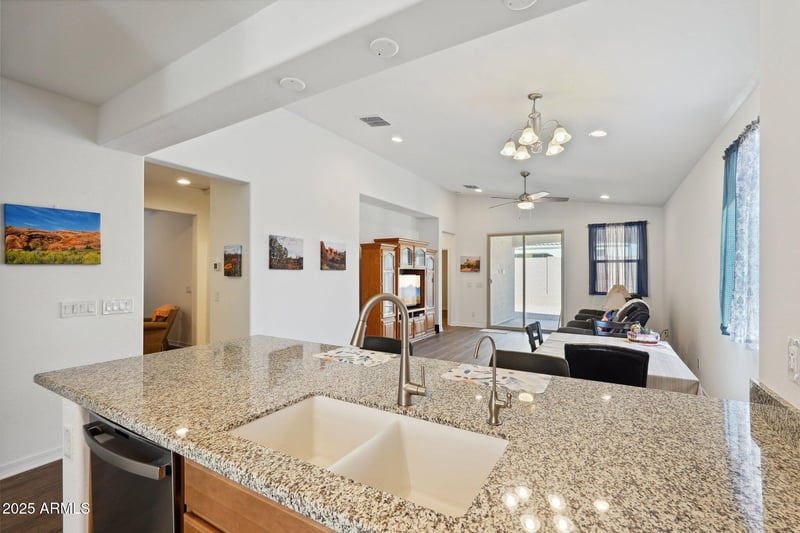 7922 Pasadena Ave, Glendale, AZ 85303
