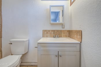 7922 W Earll Dr, Phoenix, AZ 85033