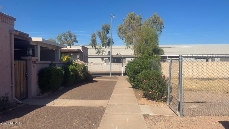 7923 61st Ave, Glendale, AZ 85301