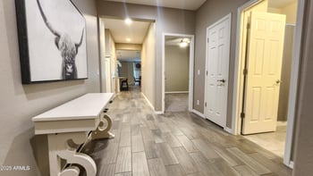 7925 24th Way, Phoenix, AZ 85042