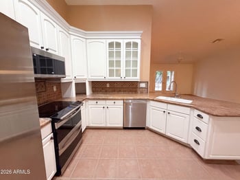 7925 W Harmony Ln, Peoria, AZ 85382