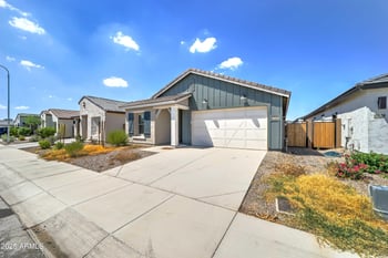 7926 Frier Dr, Glendale, AZ 85303