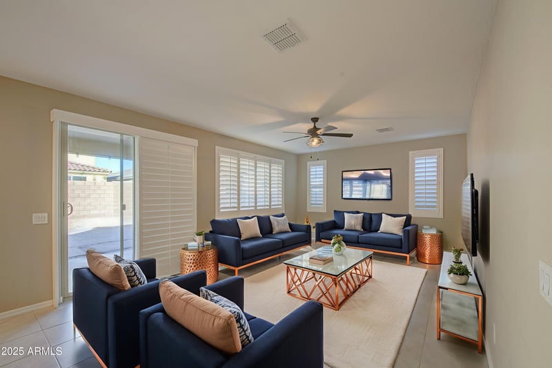 7926 Medlock Dr, Glendale, AZ 85303