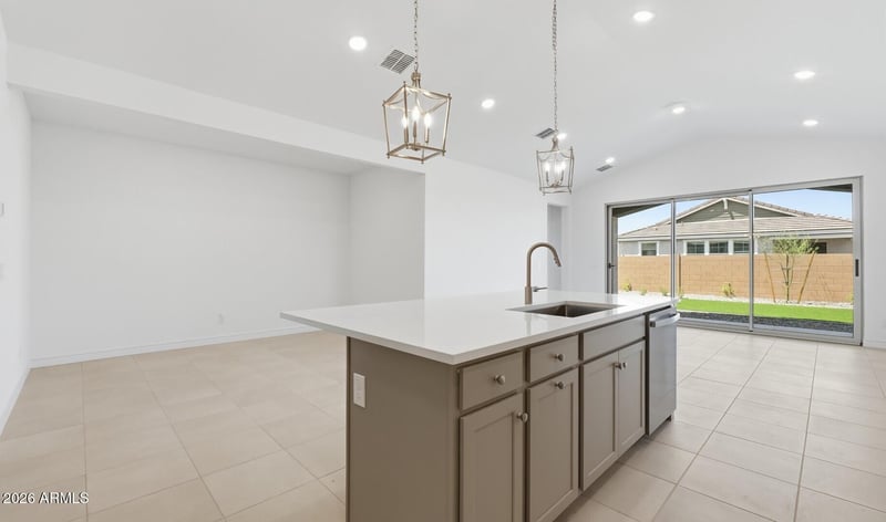 7926 N 76th Dr, Glendale, AZ 85303