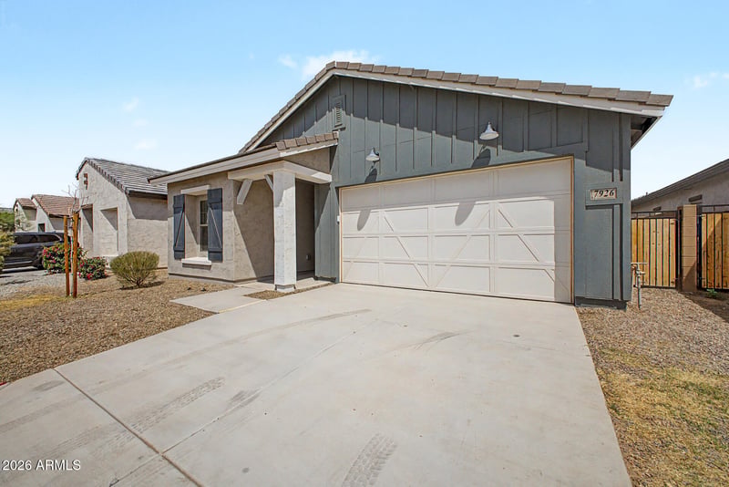 7926 W Frier Dr, Glendale, AZ 85303