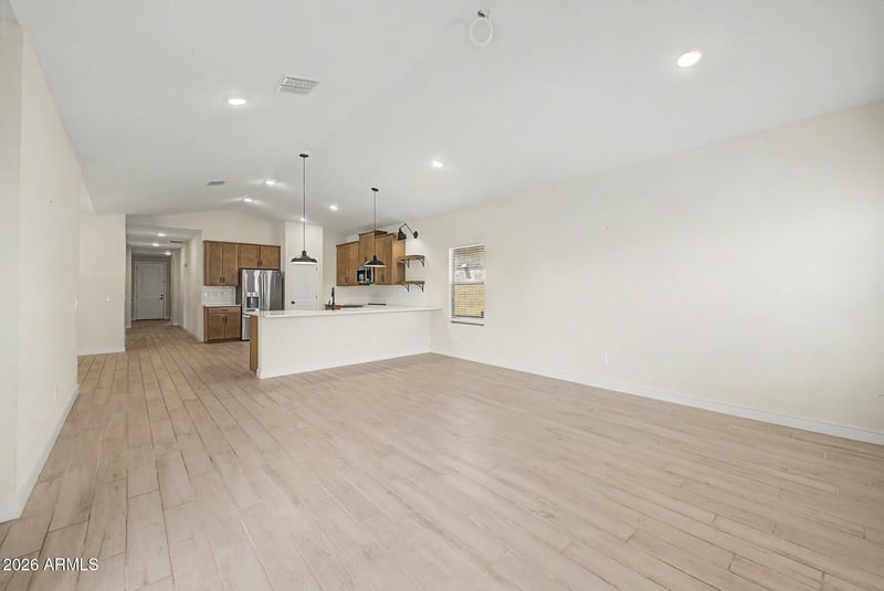 7926 W Frier Dr, Glendale, AZ 85303