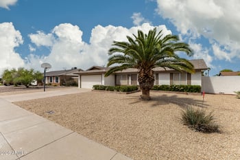 7926 Shangri La Rd, Peoria, AZ 85345