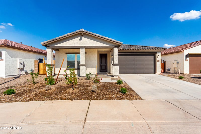 7927 86th Ln, Glendale, AZ 85305