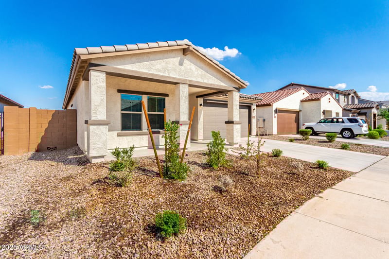 7927 86th Ln, Glendale, AZ 85305