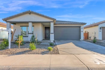 7927 86th Ln, Glendale, AZ 85305