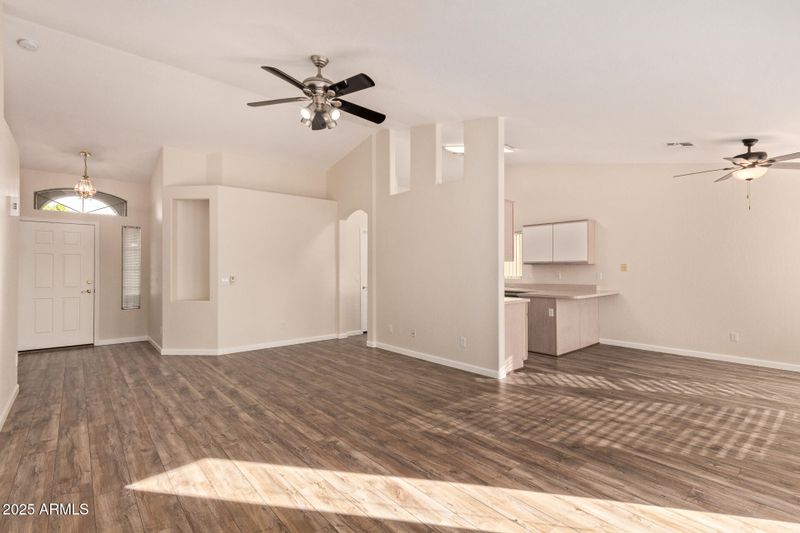 7927 E Caballero St, Mesa, AZ 85207