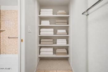 7927 E Naranja Ave, Mesa, AZ 85209