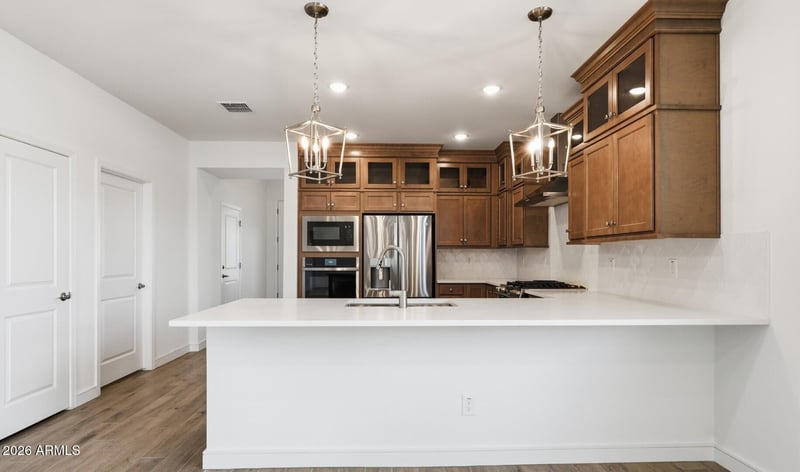 7927 N 77th Ave, Glendale, AZ 85303