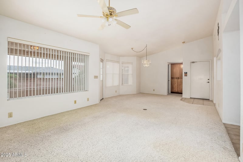 7927 Natal Ave, Mesa, AZ 85209