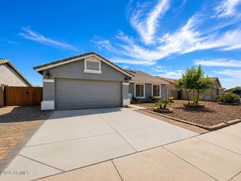 7927 W Watkins St, Phoenix, AZ 85043