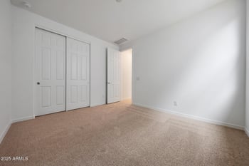 793 Riparian Dr, San Tan Valley, AZ 85140
