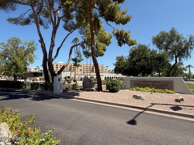 7930 Camelback Rd #107, Scottsdale, AZ 85251