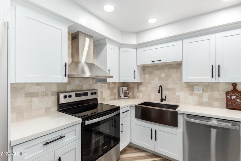 7930 Camelback Rd #111, Scottsdale, AZ 85251