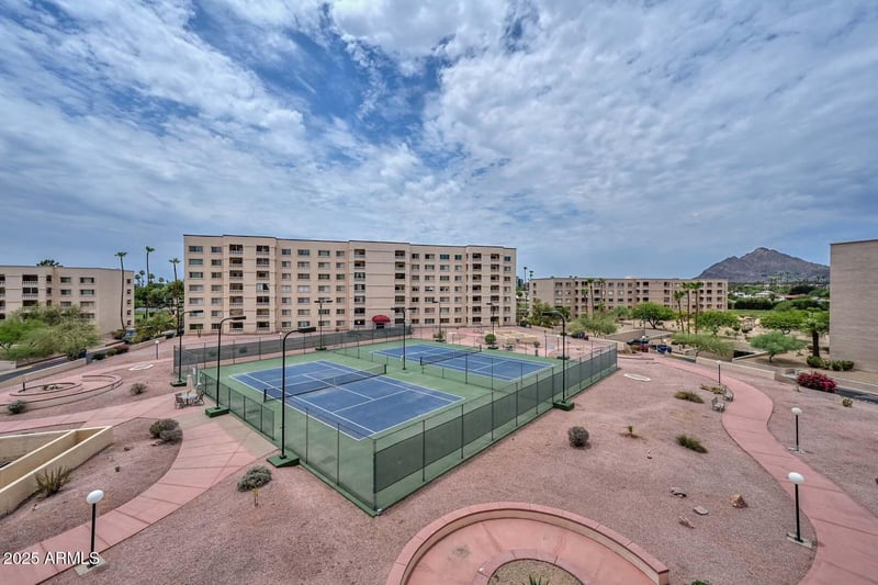 7930 Camelback Rd #412, Scottsdale, AZ 85251