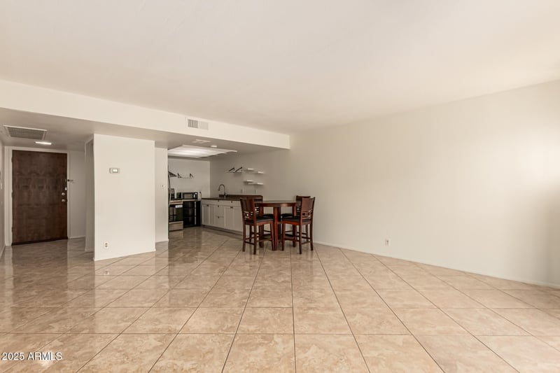 7930 Camelback Rd #607, Scottsdale, AZ 85251