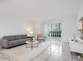 7930 Camelback Rd #106, Scottsdale, AZ 85251