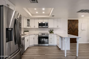 7930 E Camelback Rd #304, Scottsdale, AZ 85251