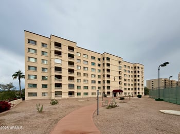 7930 E Camelback Rd #709, Scottsdale, AZ 85251