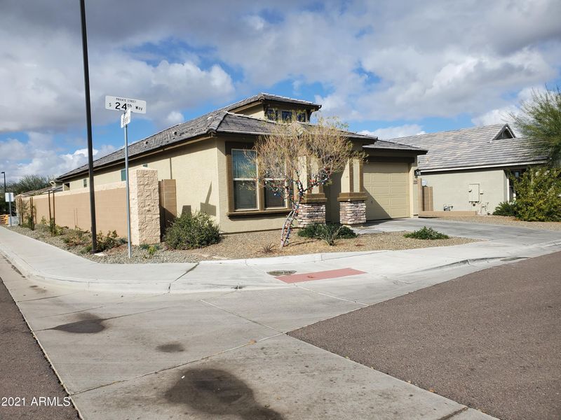 7930 S 24th Way, Phoenix, AZ 85042