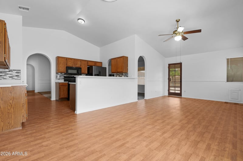 7931 W Vermont Ave, Glendale, AZ 85303