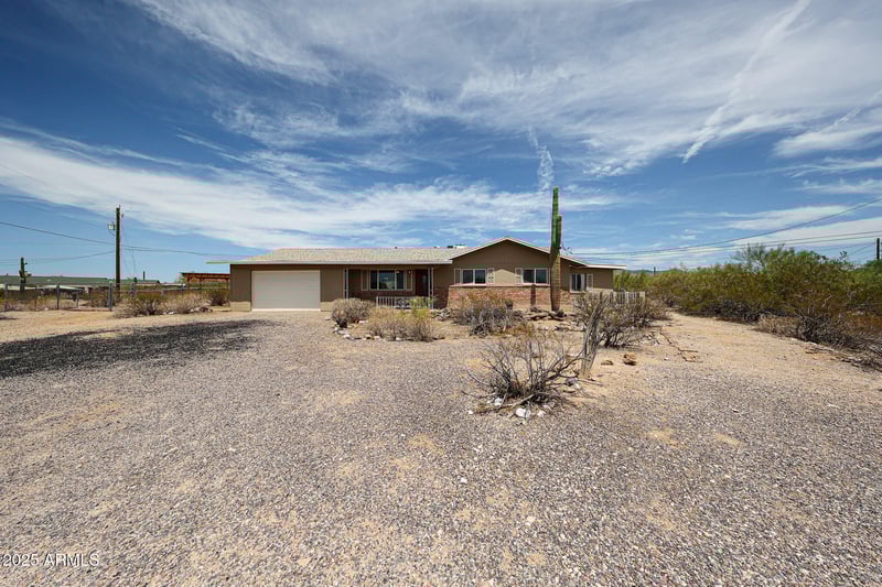 7932 Willetta St, Mesa, AZ 85207