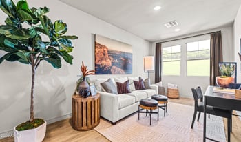 7933 77th Dr, Glendale, AZ 85303