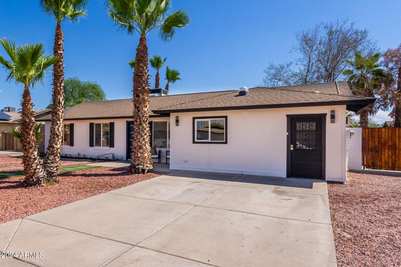 7933 W Greer Ave, Peoria, AZ 85345